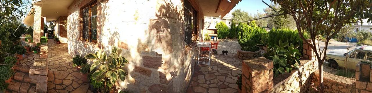 קסאמיל Altin Skrapari Guesthouse מראה חיצוני תמונה