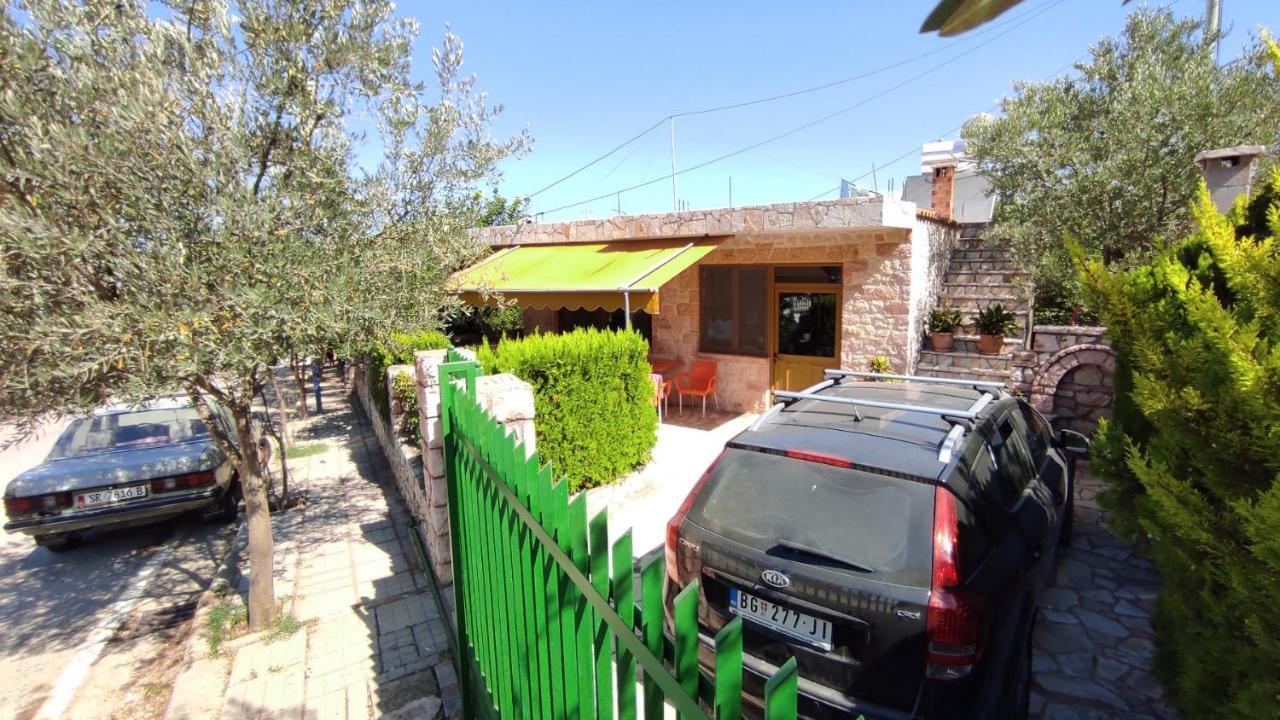 קסאמיל Altin Skrapari Guesthouse מראה חיצוני תמונה