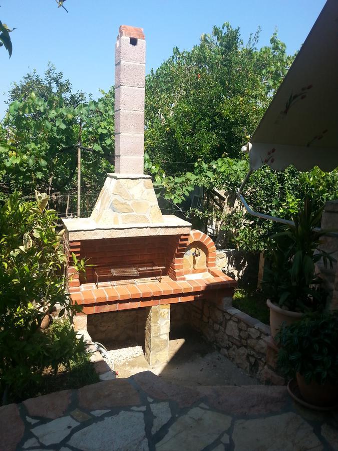 קסאמיל Altin Skrapari Guesthouse מראה חיצוני תמונה