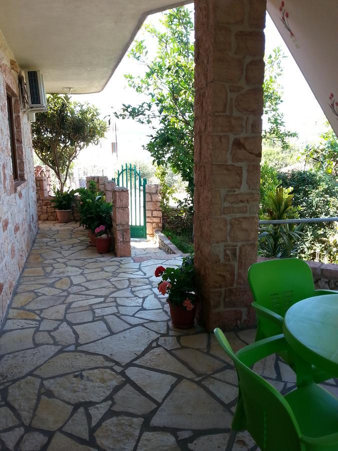 קסאמיל Altin Skrapari Guesthouse מראה חיצוני תמונה